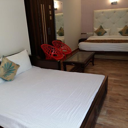 Kasauli Continental Resort Exterior foto