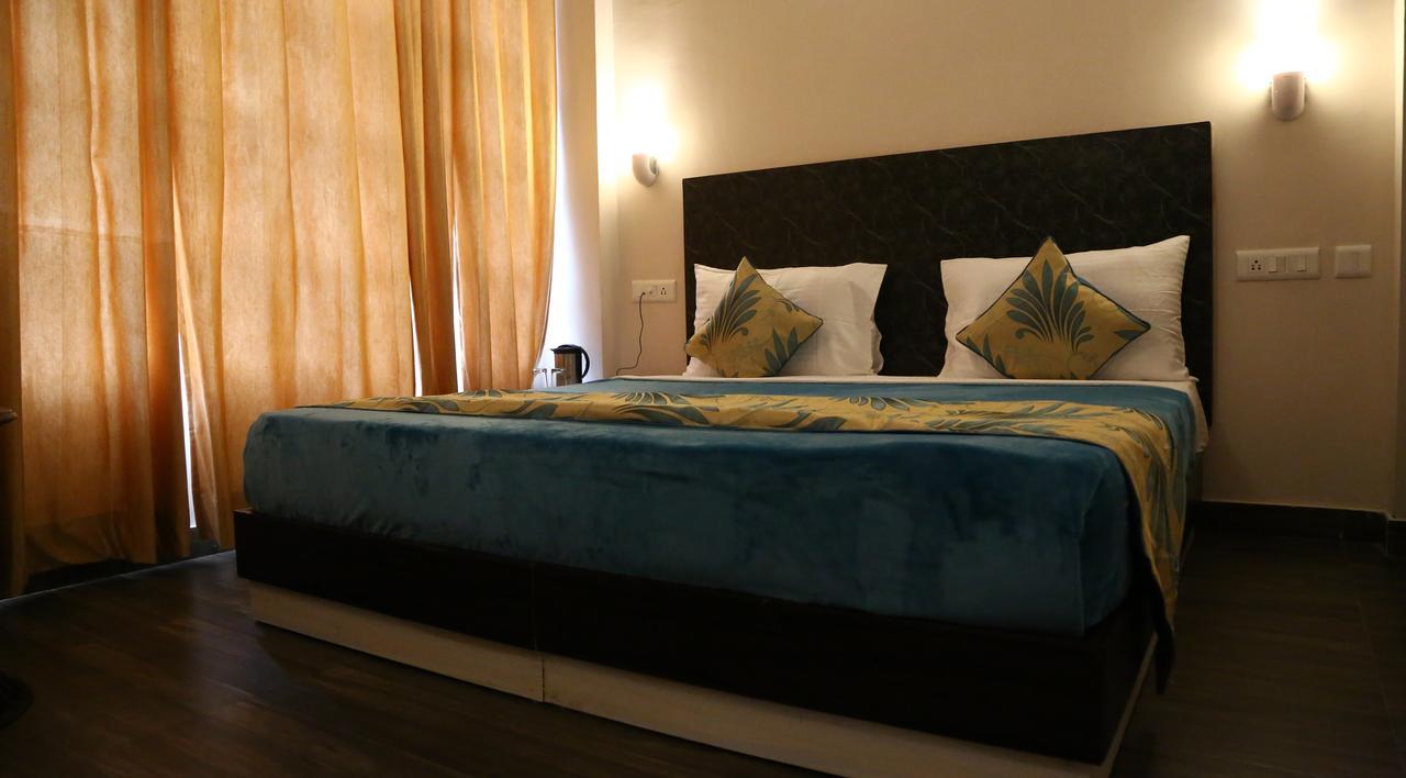 Kasauli Continental Resort Exterior foto